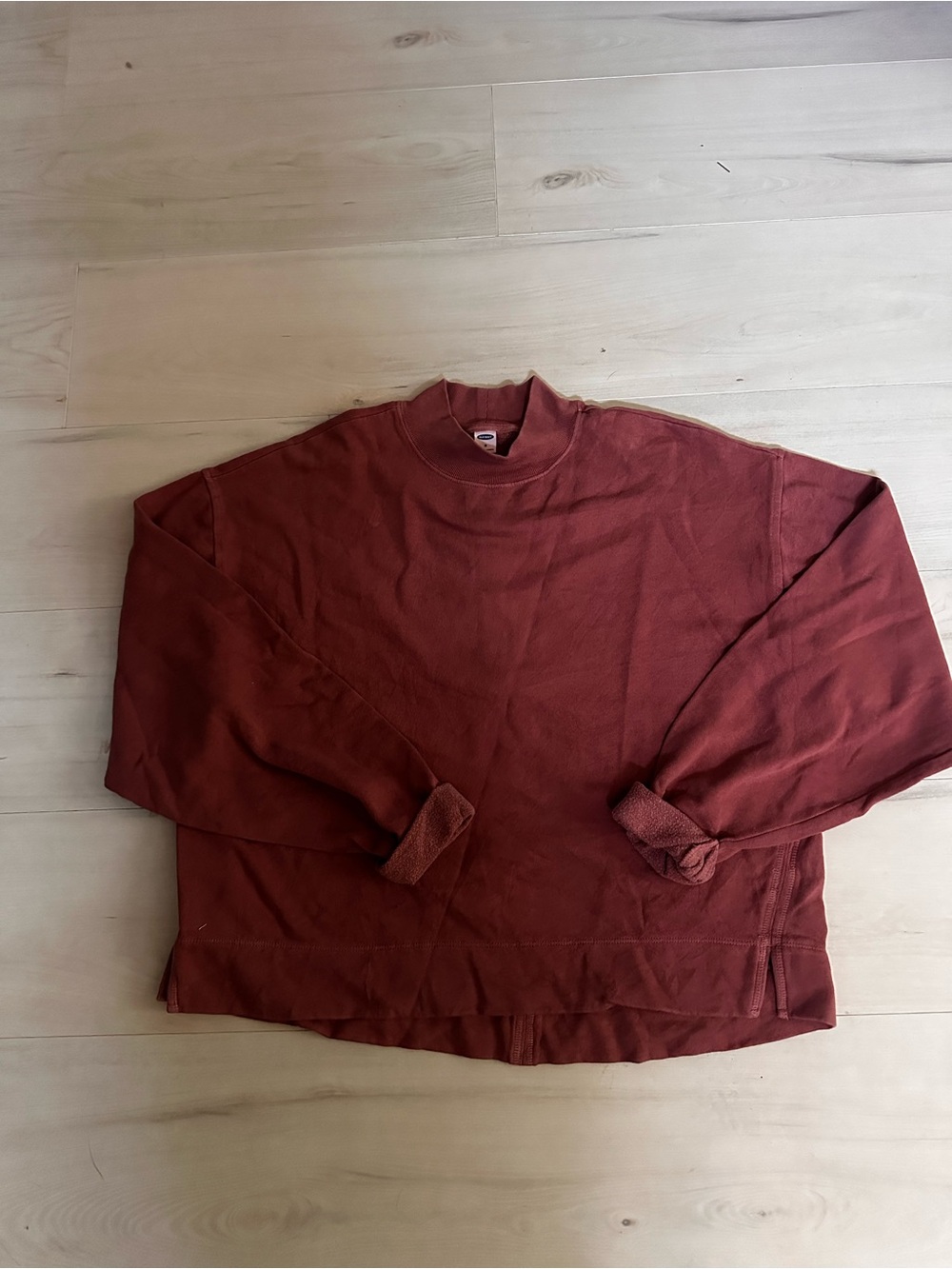 Old Navy Women's Brick Red Mock Neck Sweatshirt Size Medium 0407